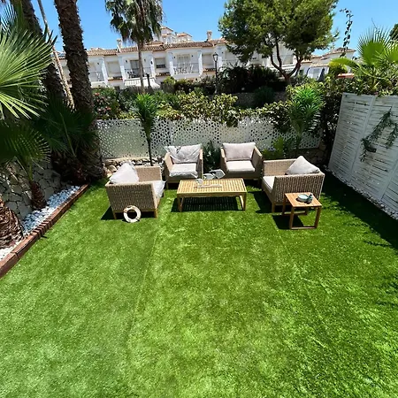 The Whale House El Campello
